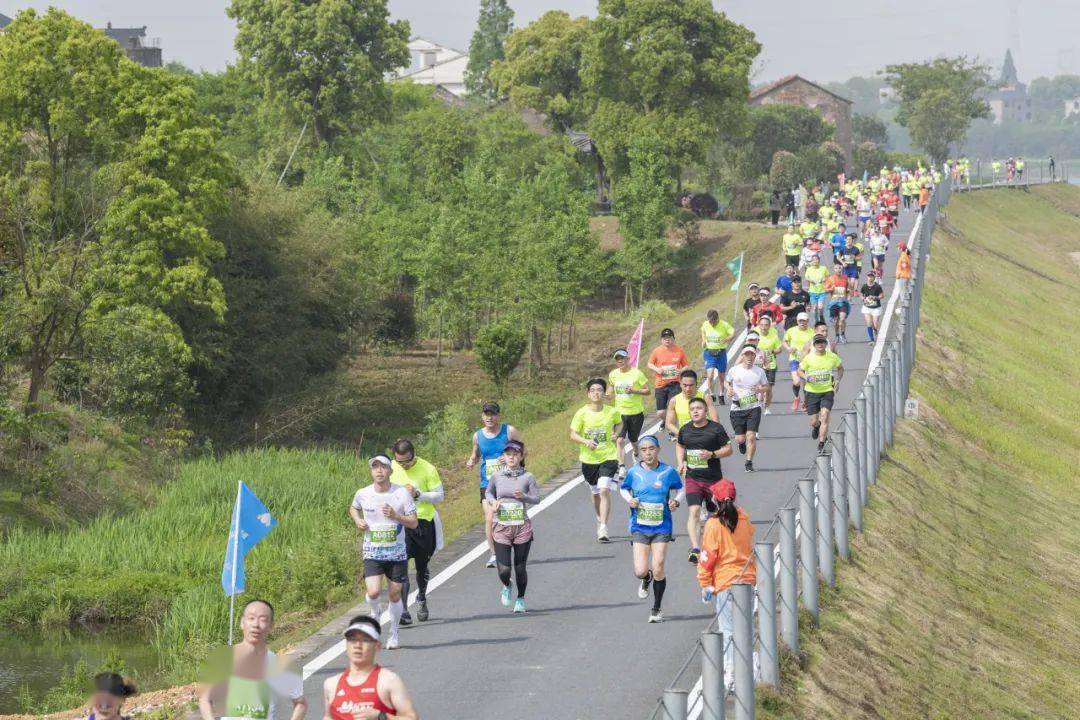 马拉松持续掀起热潮金华如何借赛事之力步入发展新跑道