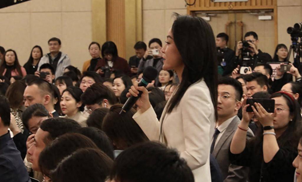 中国教育电视台记者提问