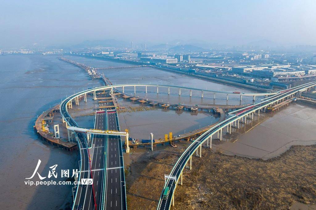 浙江宁波杭甬高速复线宁波段三期有序推进