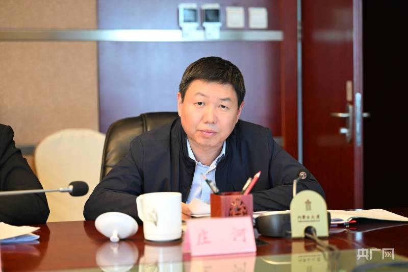 全国人大代表庄河(央广网发 受访者供图)庄河表示,中国铁路呼和浩特局