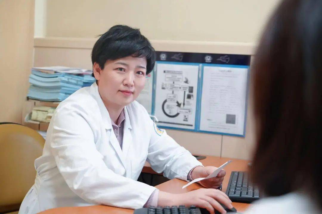 接下来,敬请期待3月12日19:30,张松英教授和周枫主任