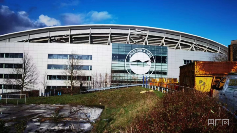 布莱顿七姐妹白崖景观(重庆城市科技学院供图)据了解,刘学民一行人