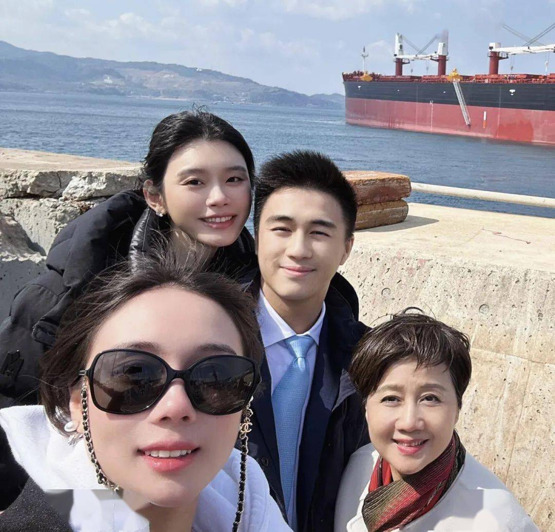 范冰冰怕了姚安娜洗白何猷君奚梦瑶的瓜赵丽颖业务能力拉胯刘美含炒作