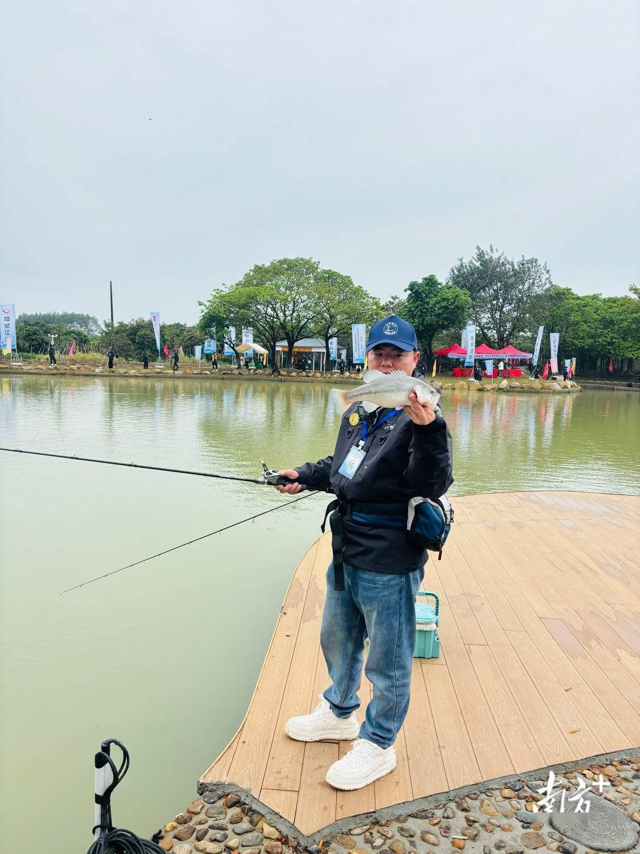 玩转水上高尔夫饶平县首届路亚邀请赛举办冠军是