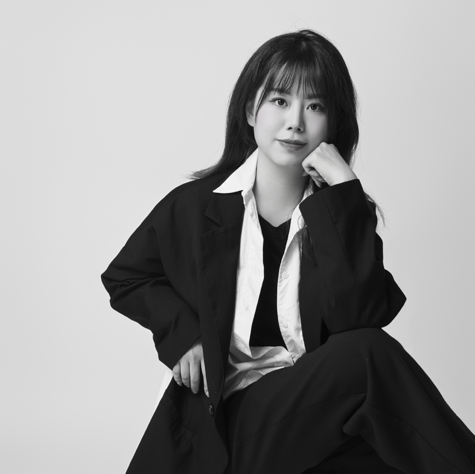 shiqi zhang张诗琪2018年毕业于广州美术学院工业设计专业,家具设计