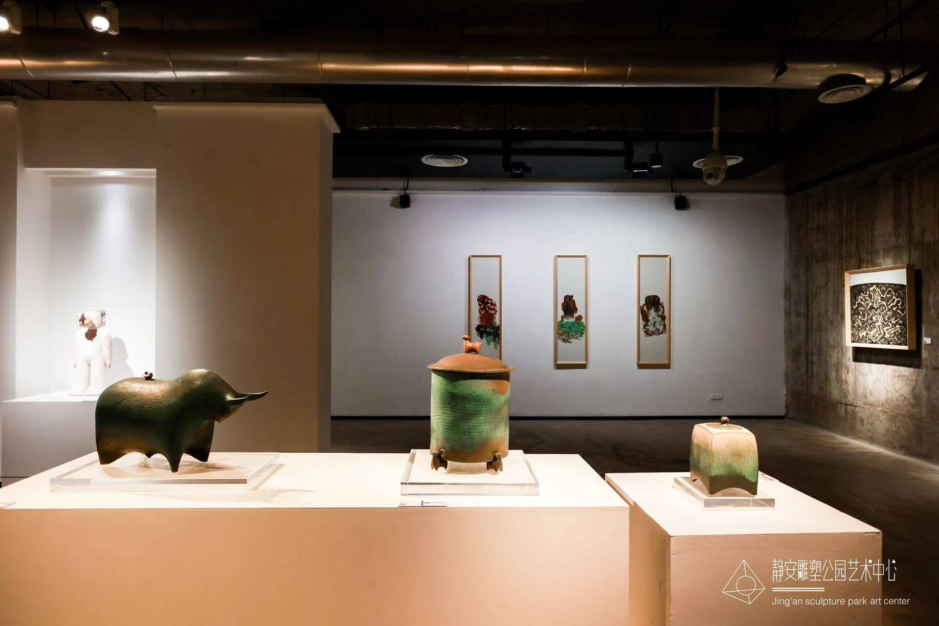 陶瓷艺术与园林式展厅相得益彰,赋予观众全新的视觉体
