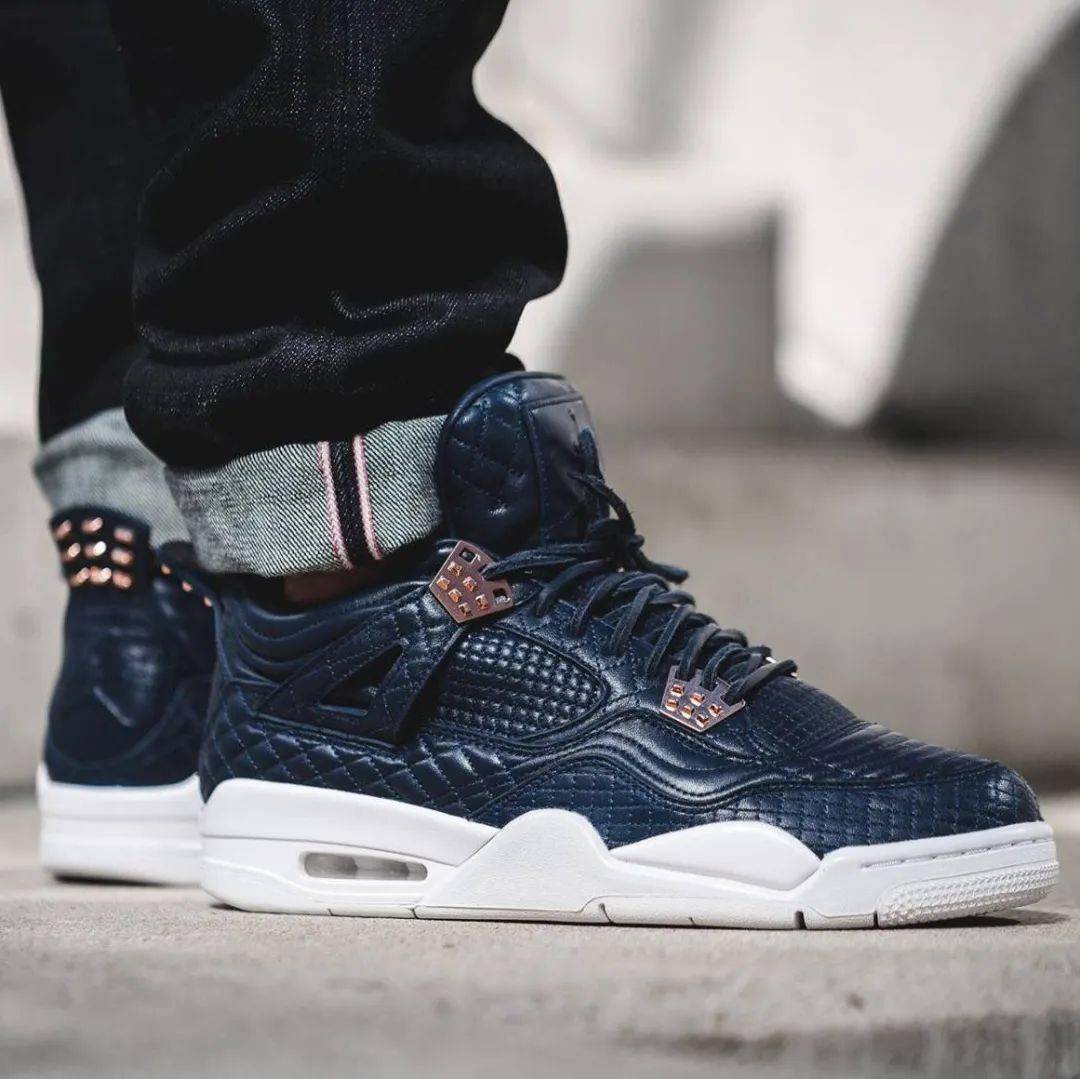 aj4今年疯狂复刻这些经典配色哪些是你的出必入