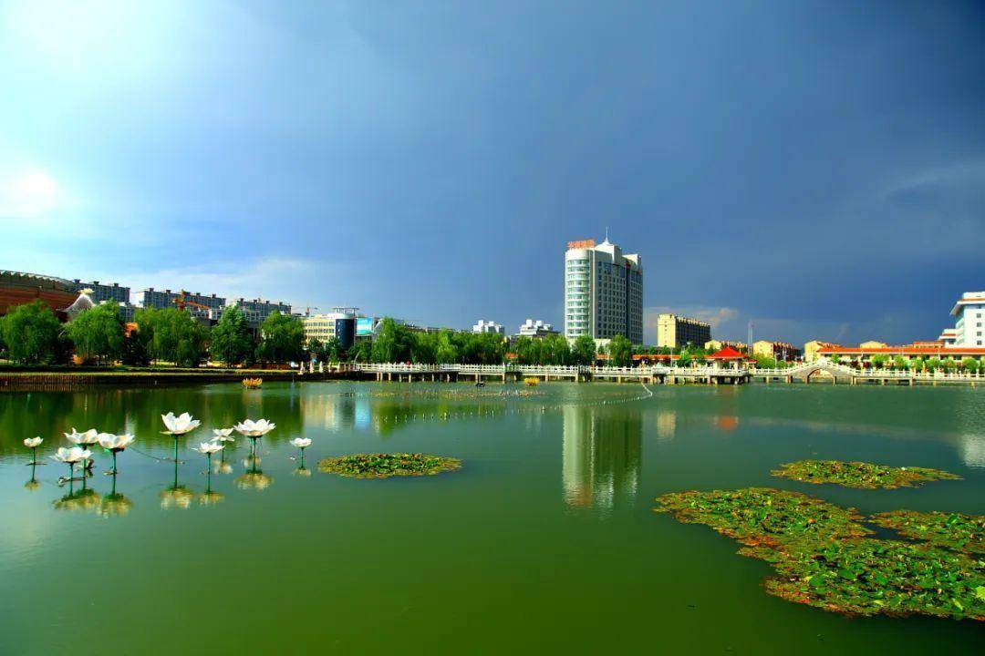 华亭来米家沟莲花湖寻找春天