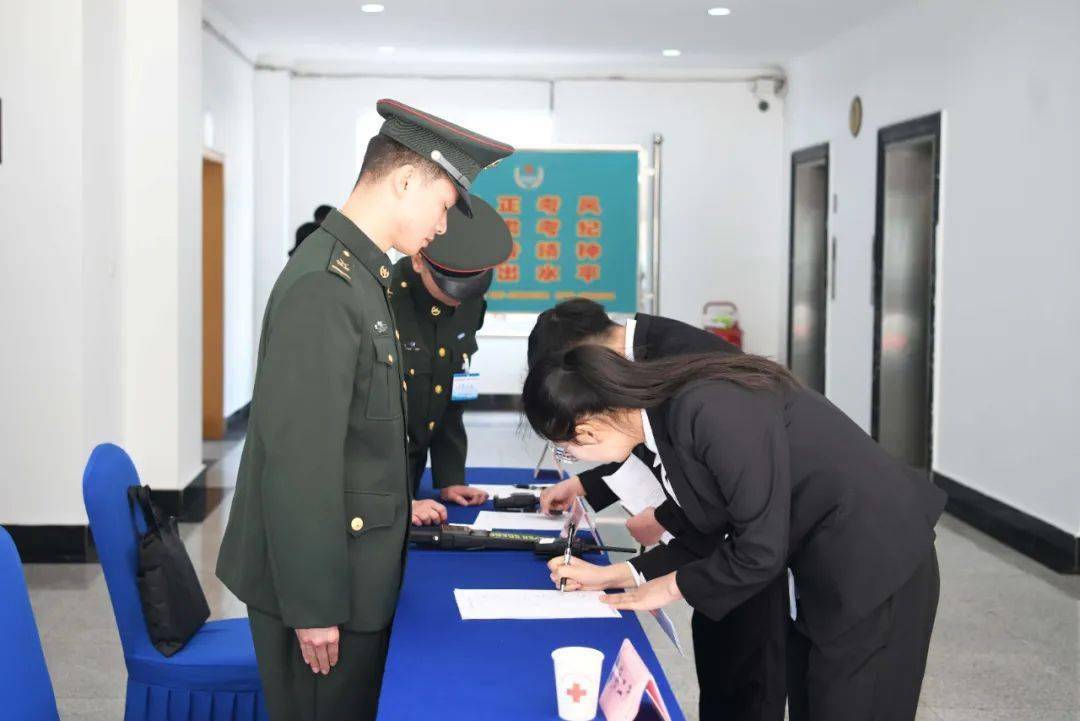 文职人员面试现场公开!带你直击面试一线→_保障_监督_工作