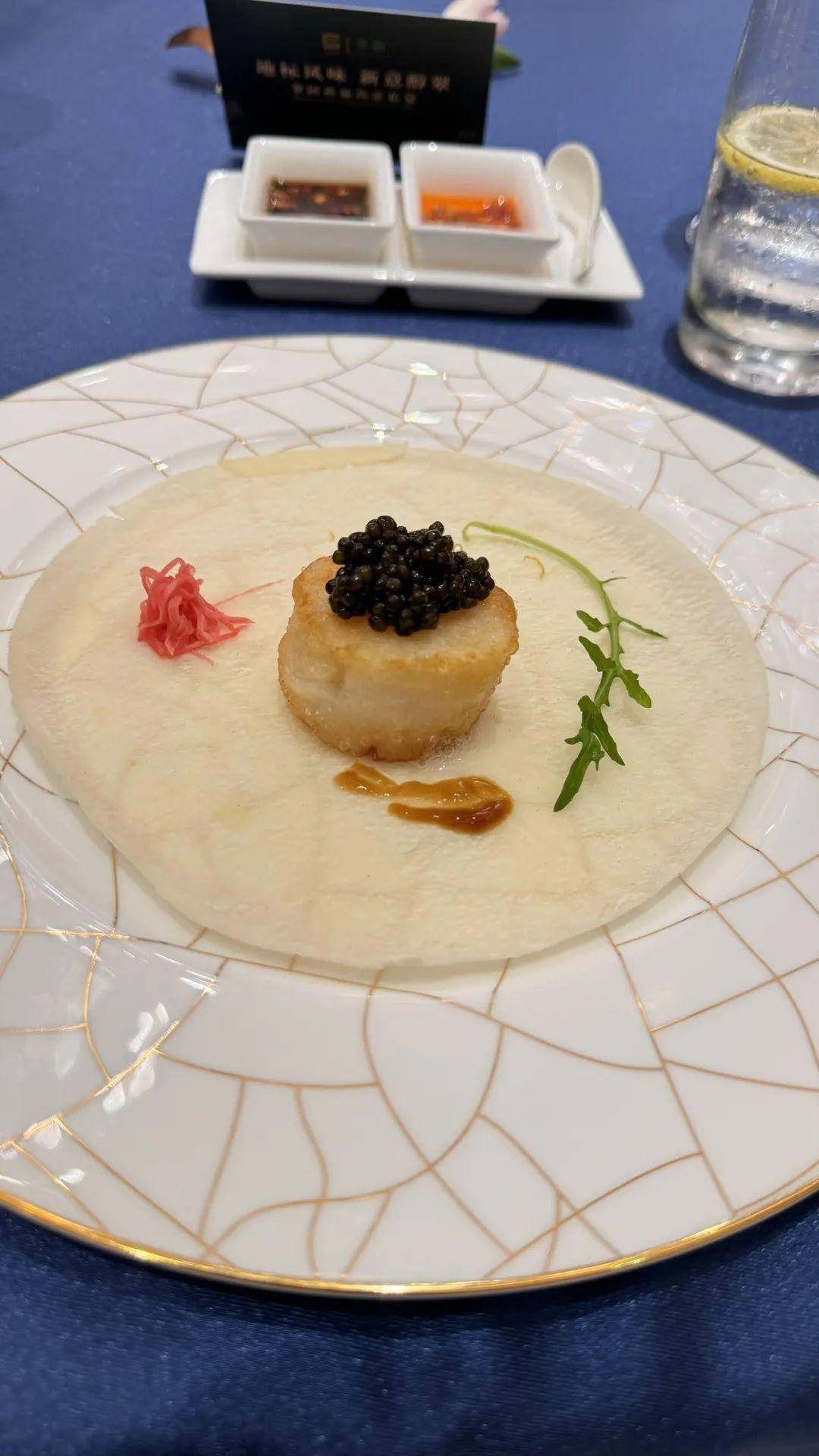 中午花城苑晚上吃翠园