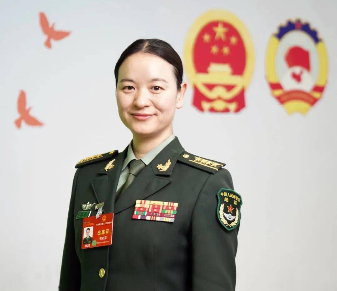 身为"红色军医",这位人大代表"甘把白衣作战袍"