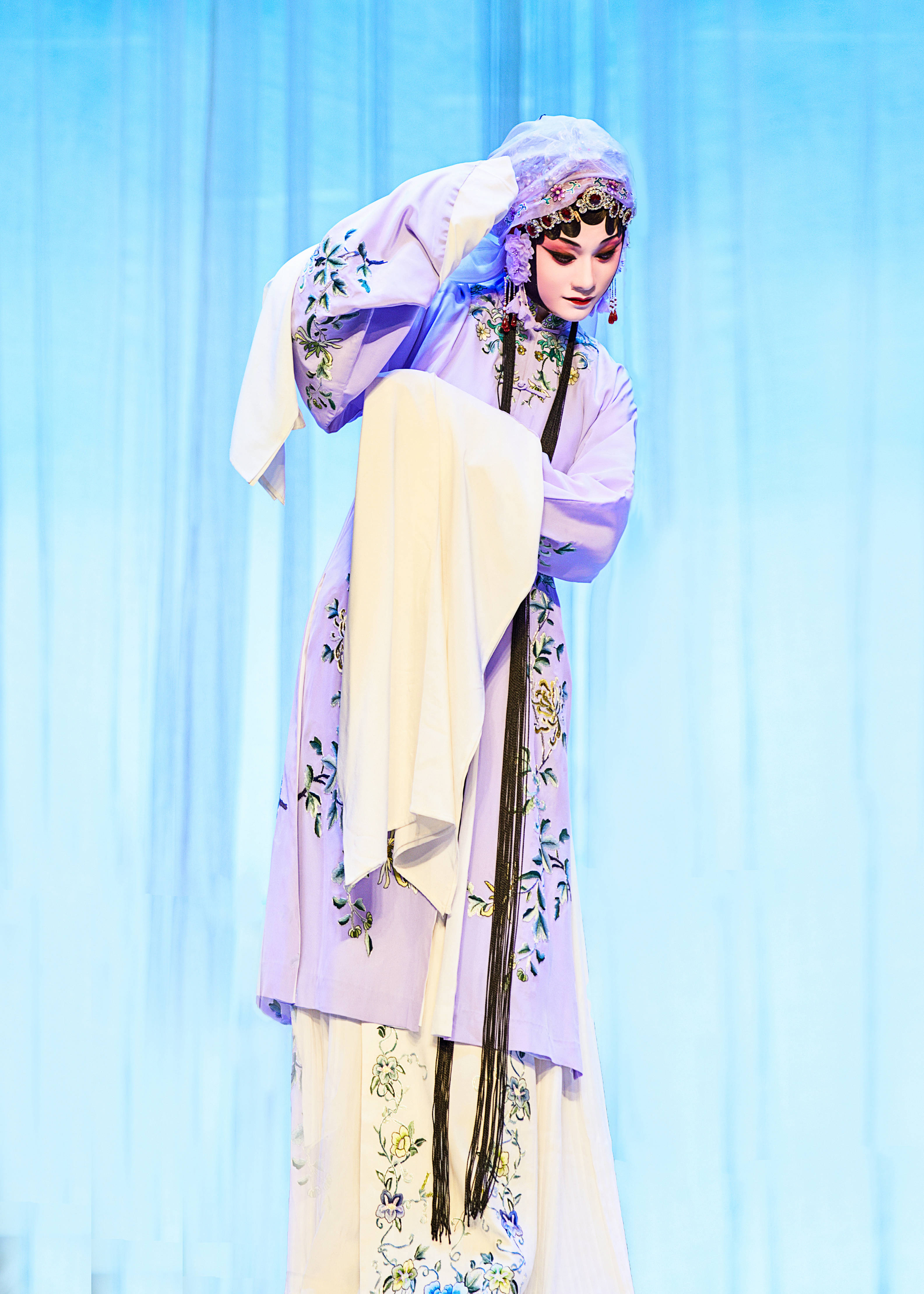 师承张洵澎90后昆曲闺门旦张冉为入戏沉浸式游园