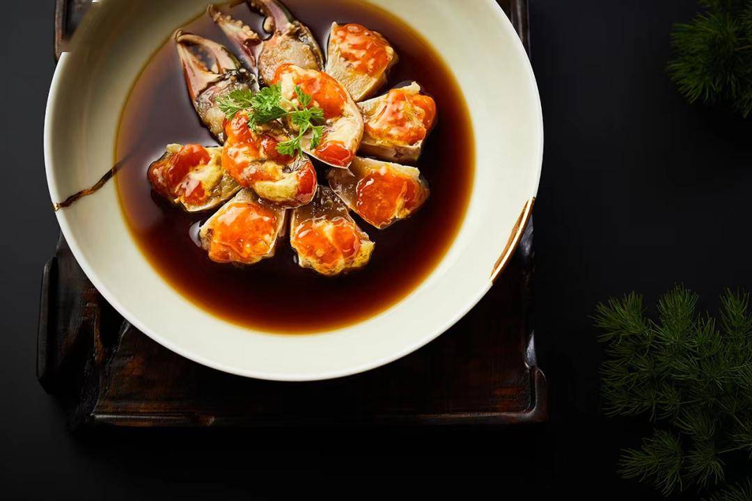 如院以经典杭州菜为基调用现代的手法在西子湖畔植物园菁华之地再次