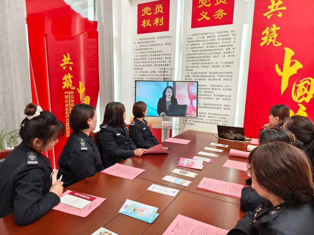 普法活动菏泽公交集团工会开展女职工维权月普法宣传活动
