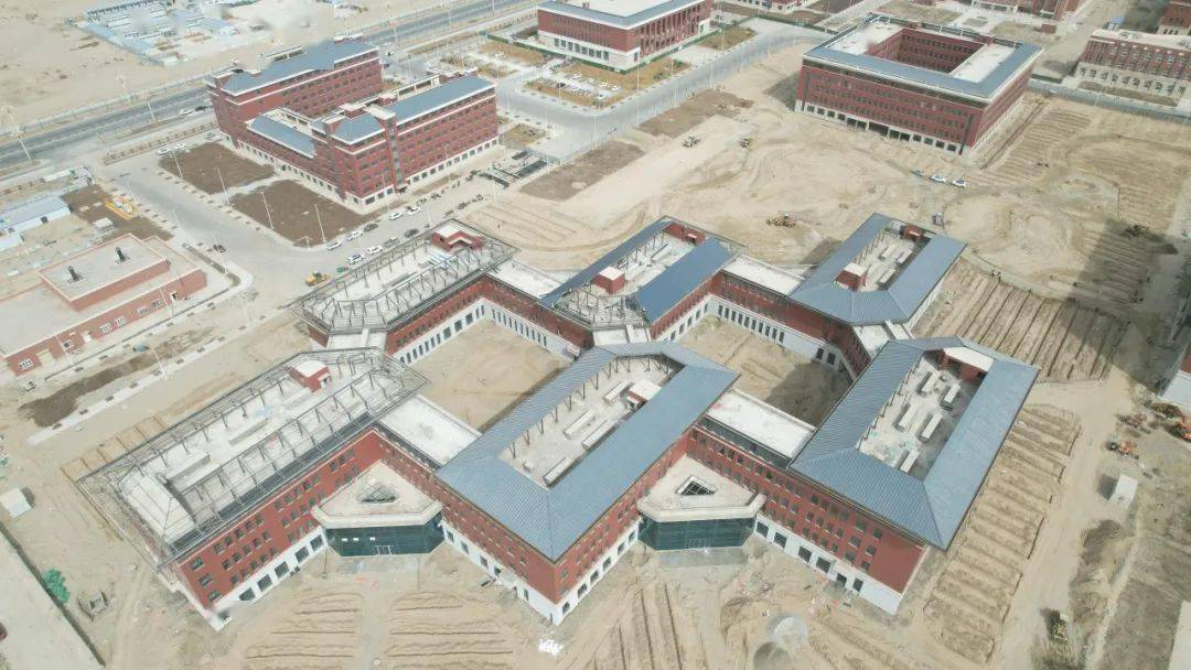 维吾尔医学专科学校由和田师范专科学校与设置的公办本科高校结合南