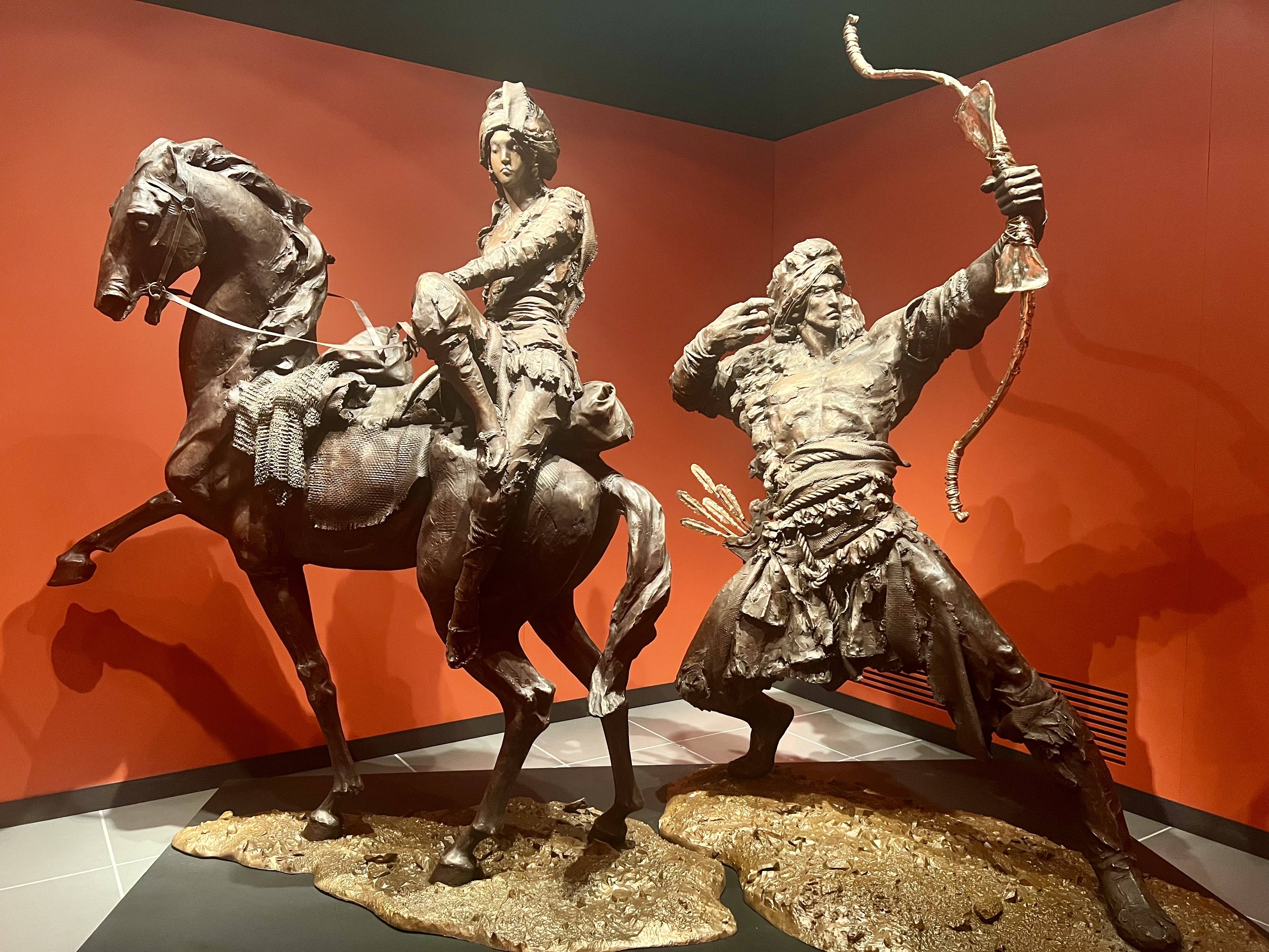 任哲:未来将用更多时间理解金庸文化,创作新主题_中国香港_雕塑_作品