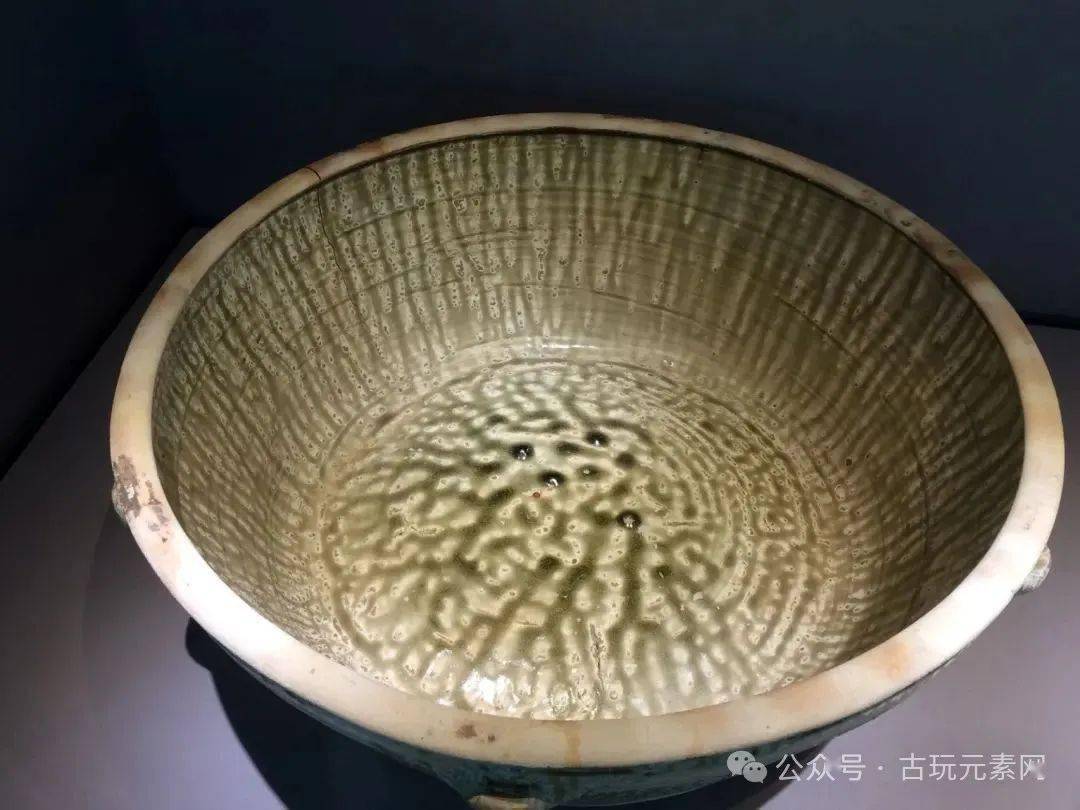 新加坡亚洲文明博物馆藏黑石号沉船的中国唐代瓷器