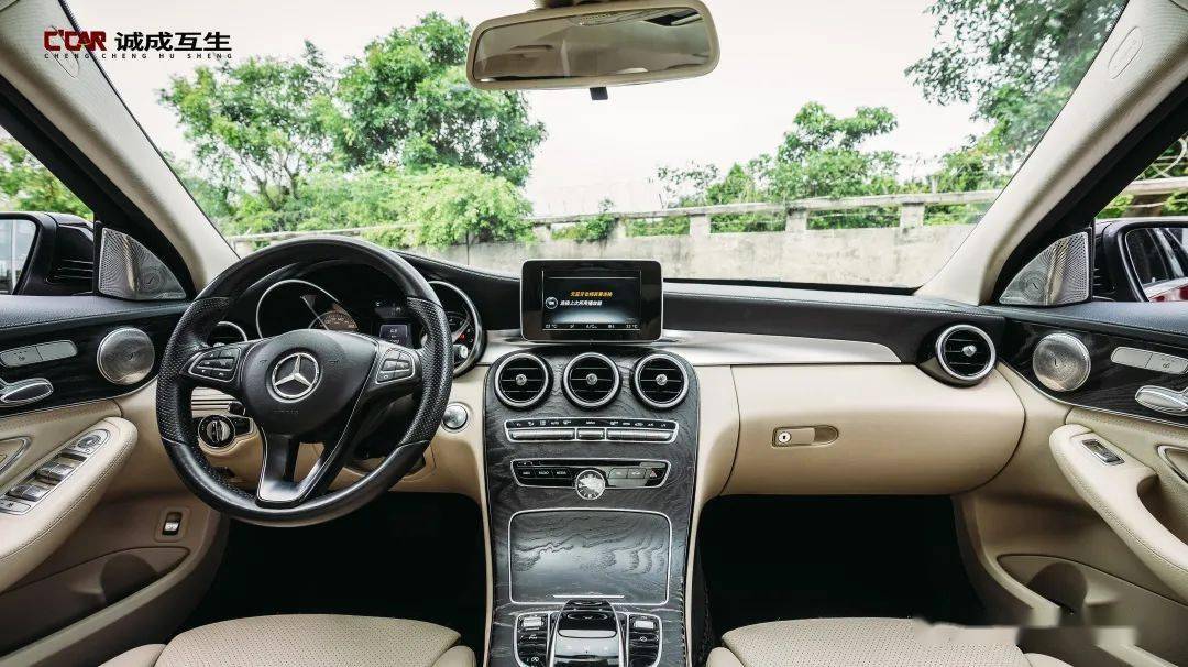 l4,7at,前置后驱,225/50 r17,胎压监测,定速巡航,可变转向比,全景天窗