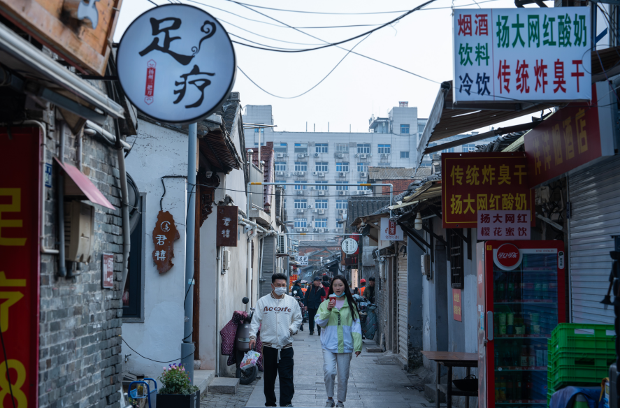 99%扬州人都不晓得的这条烟火小巷, 太好逛了!_张韶涵_巷子_一家