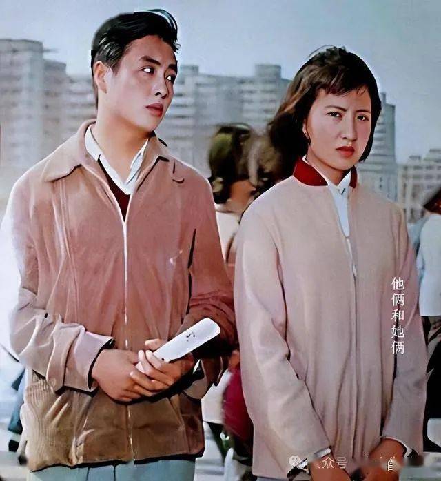 老戏骨毛永明晒家人的团聚照!