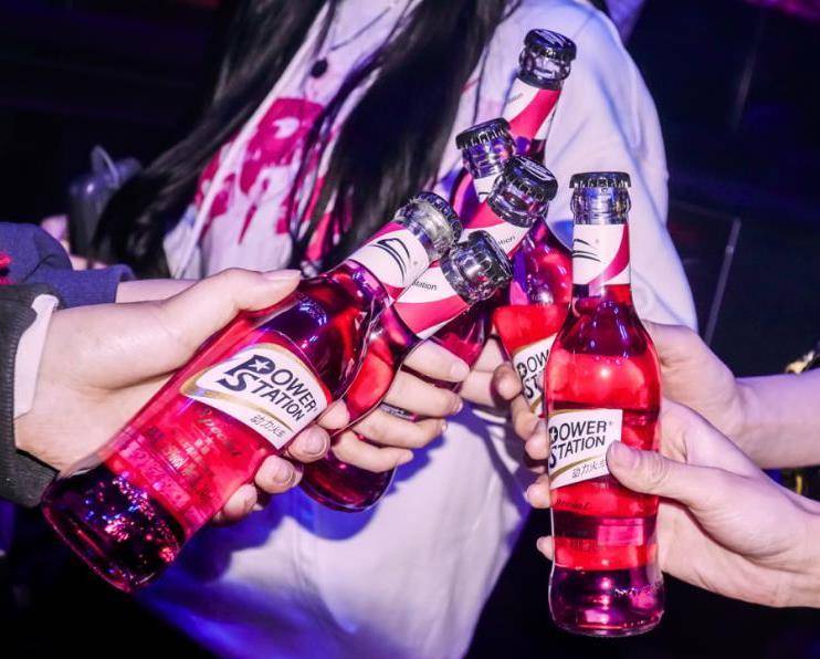 苏打酒也见仿冒风真假动力究竟谁才是正宫