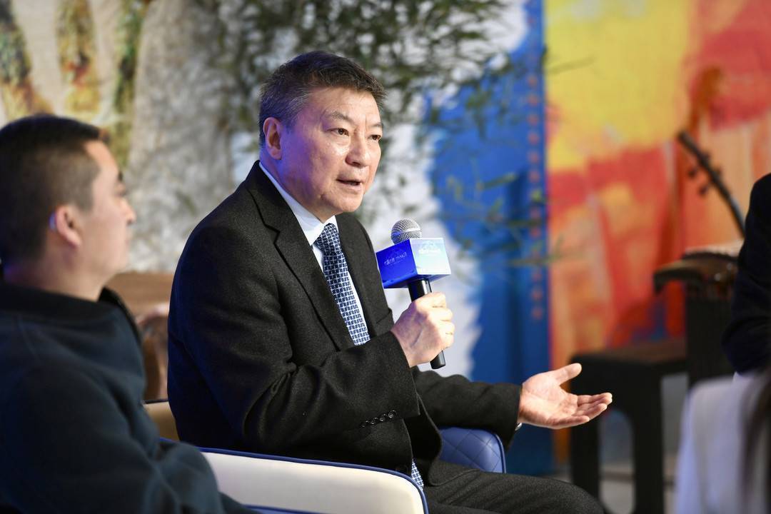 川大教授霍巍从三星堆到老龙头见证了中国西南地区青铜时代的两个高峰