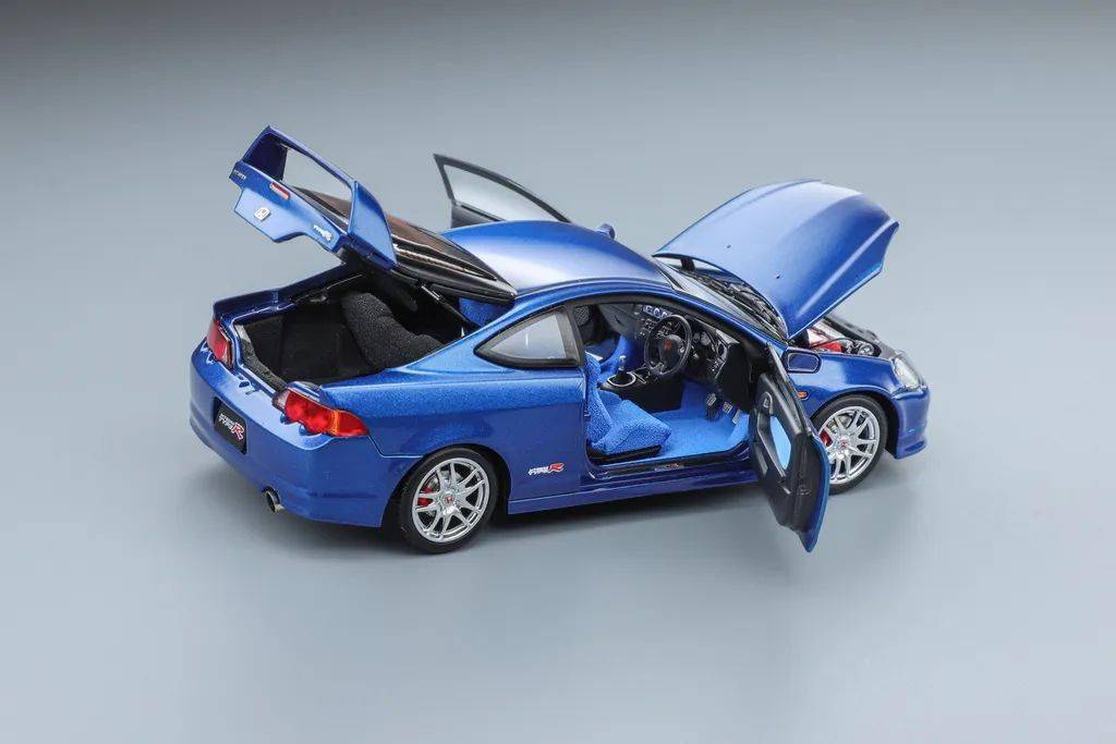 来自lcd的首款1/43合金全开模型,本田integra type