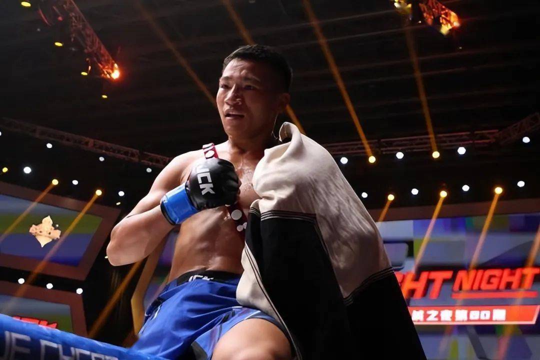 届时将有两场金腰带战,王纪征vs腾力格,库尔班江vs戚祥旭,最终谁能扛