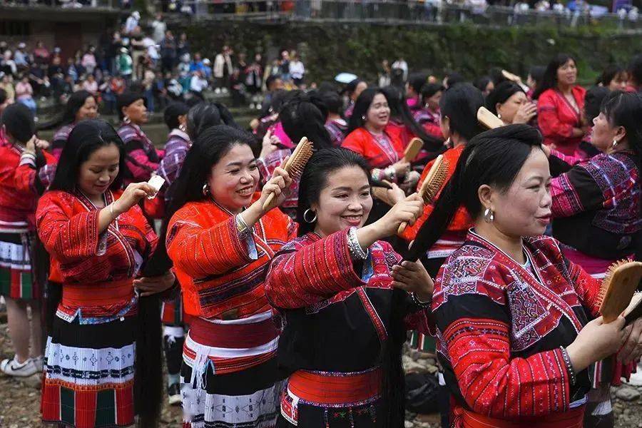 【仅此一期】4月10日出发 61 广西壮族三月三带你   对山歌,抛绣球