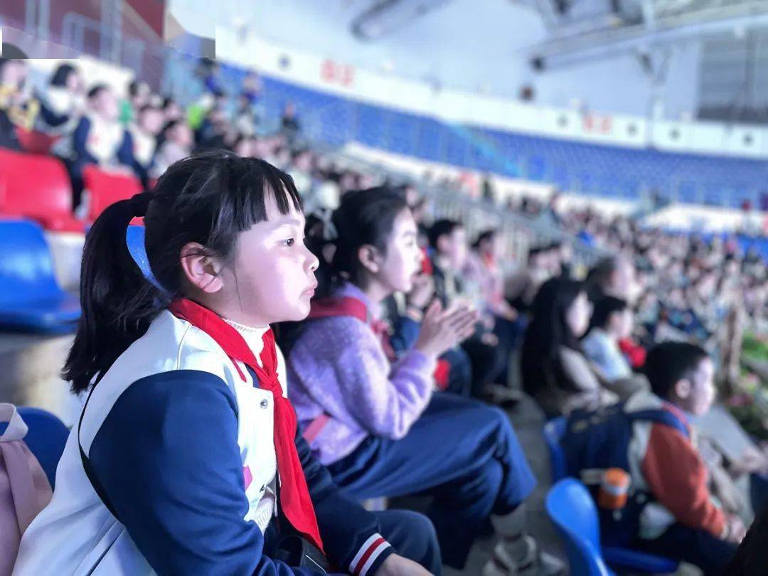 百年中华德育春日好时光一起趣研学丨渝中区中华路小学竹园校区45年级