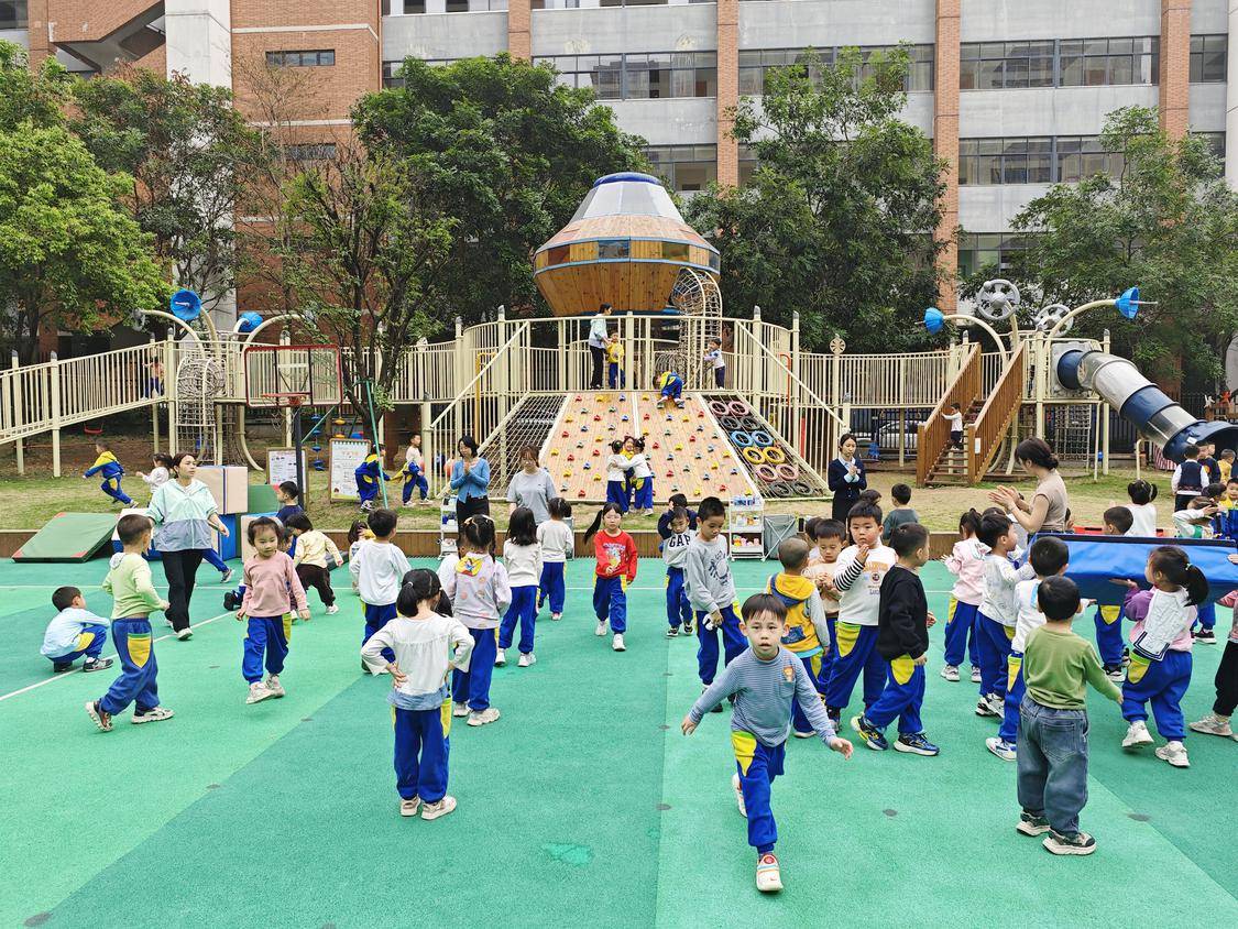 儿童友好学校禅城区明珠幼儿园武动梦想悦享童心以武德培养孩子品德