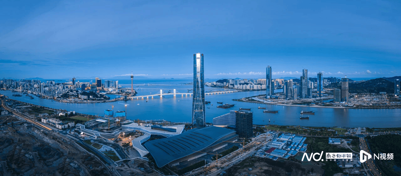 走进第一条开往横琴的公交线:穿越24年见证小岛蝶变_王义芳_珠海_澳门