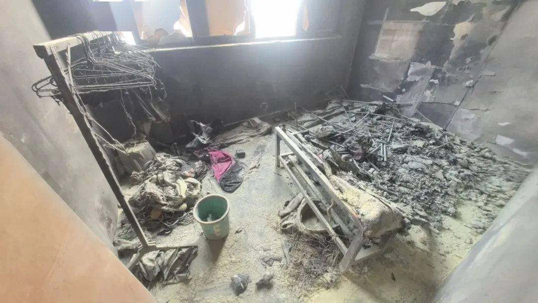 小小热水壶竟引发宿舍火灾