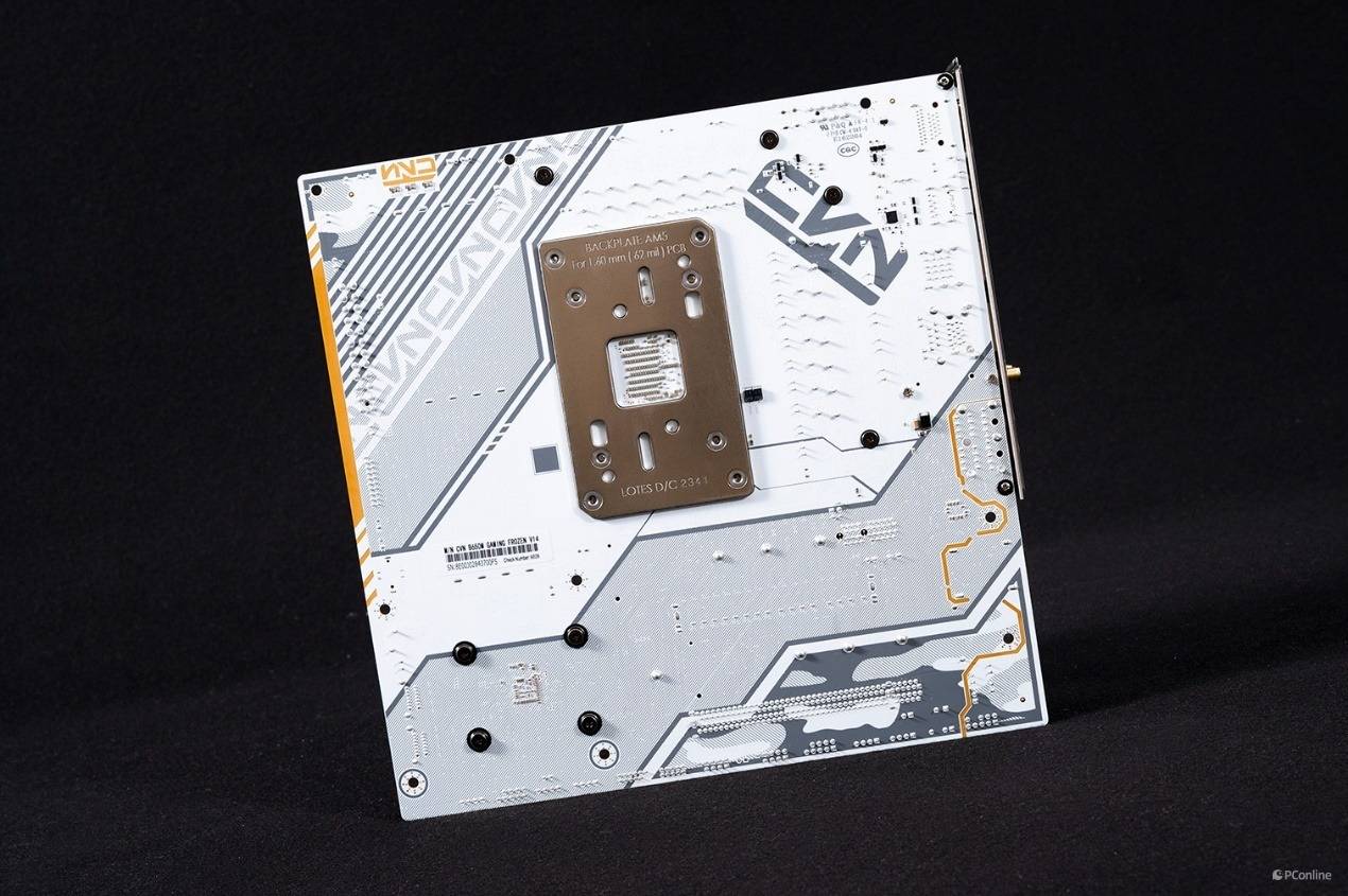 七彩虹cvnb650mgamingfrozenv14战列舰上手平价b650的版本答案