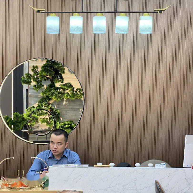 自由,雅致大空间120平米 8个卡座 可容纳50人一楼简约,雅致trung hà