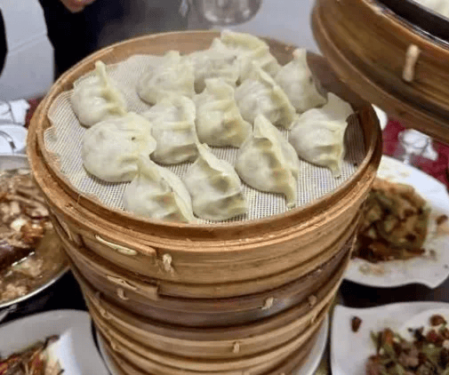 不是天水这里是衡水网红麻辣烫引来市民排长队