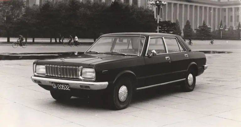 70至80年代,北汽在不断尝试制造中级轿车,在bj750型轿车的基础上改良