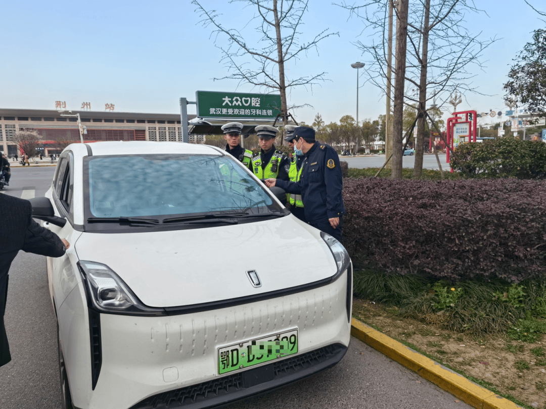 联合整治针对火车站周边乱象