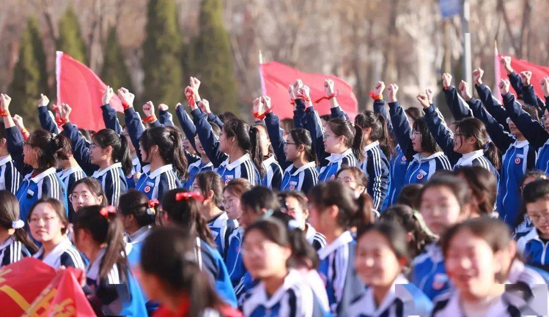 燃爆全场直击广饶一中一校区誓师大会现场