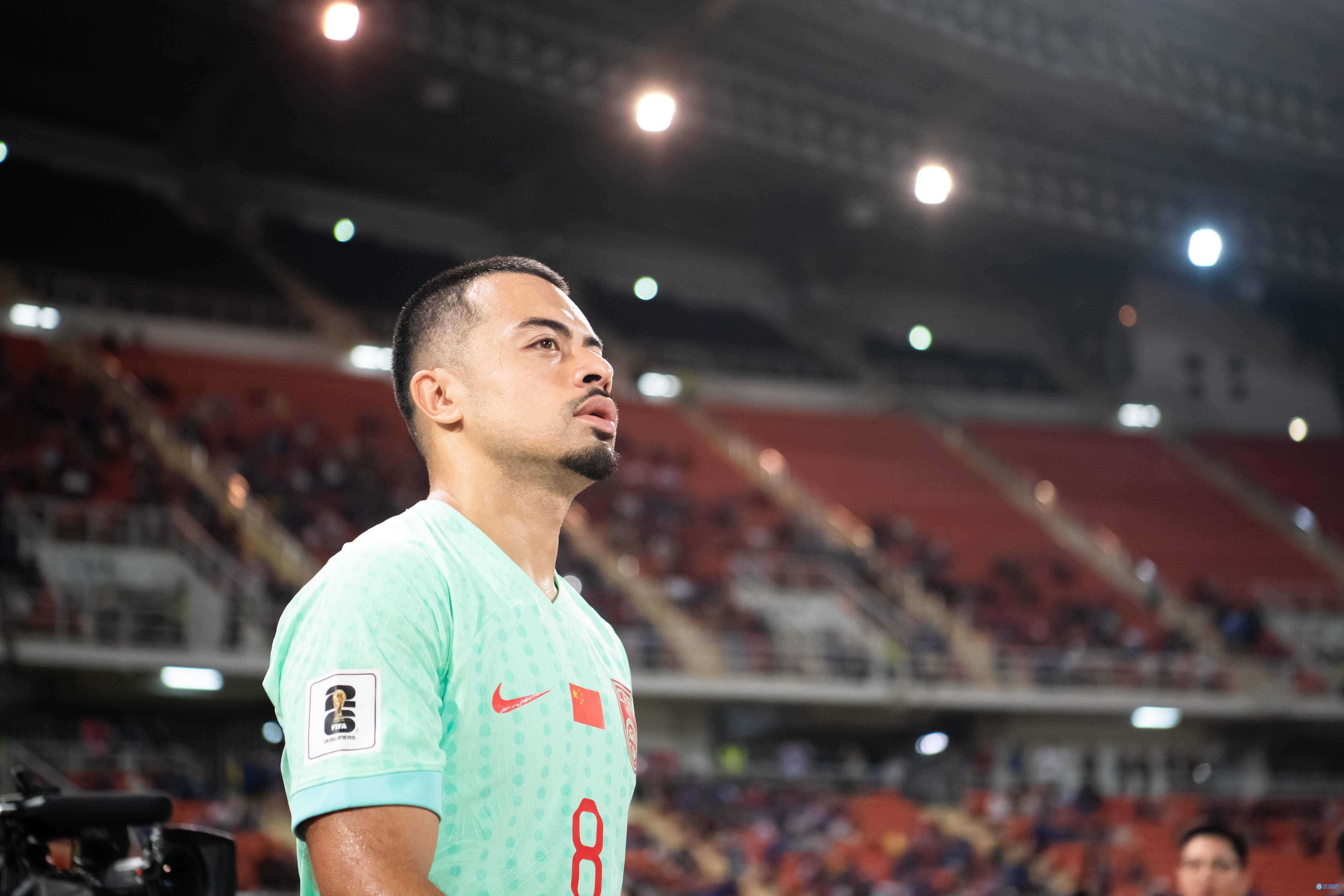 国足出征名单对比李可李昂谢文能赵博李帅5人落选