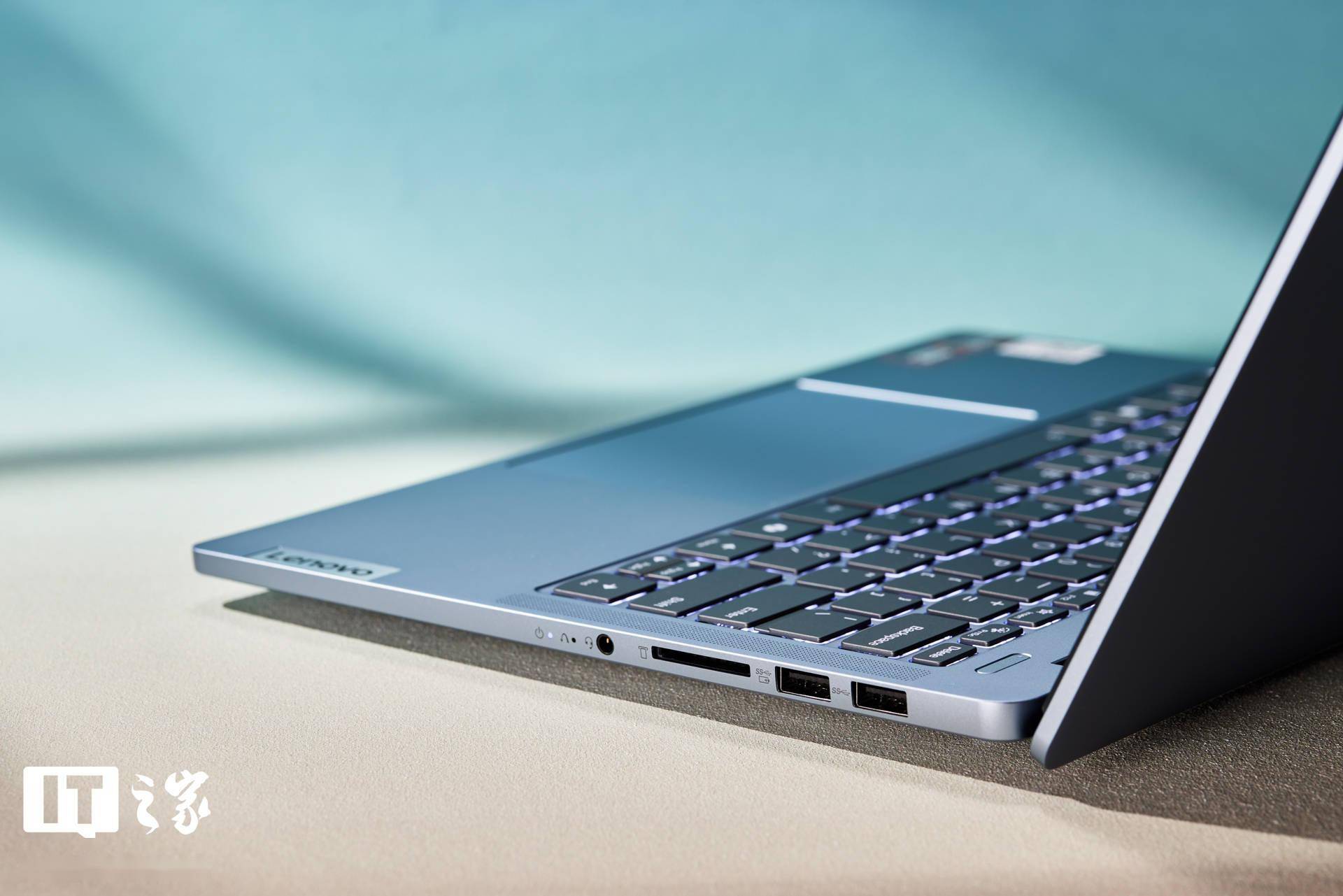 联想小新pro142024ai锐龙版图赏轻薄机身下的激进性能释放