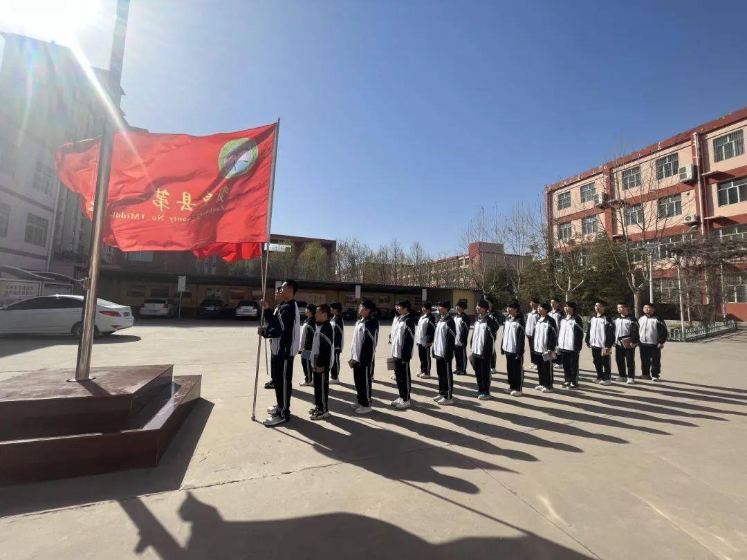 支持国防,建设国防的浓厚氛围,3月20日下午,赞皇县第一中学开展国防