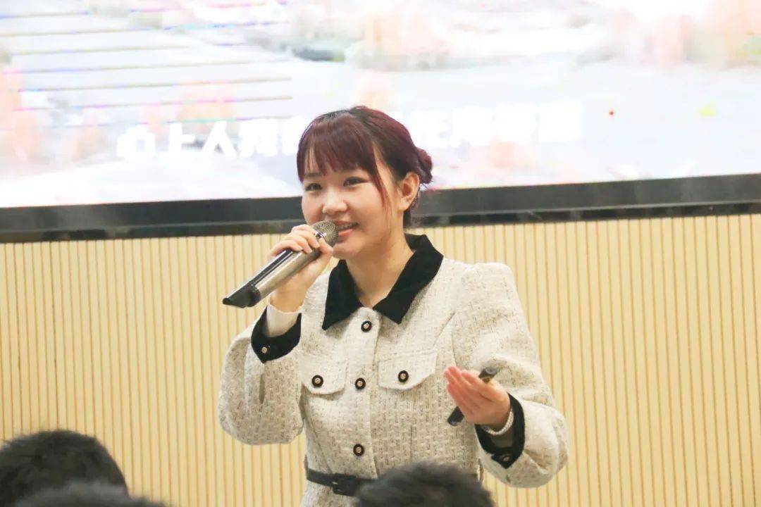 株外地理教师邢宏敏获市初中地理课堂教学比赛一等奖