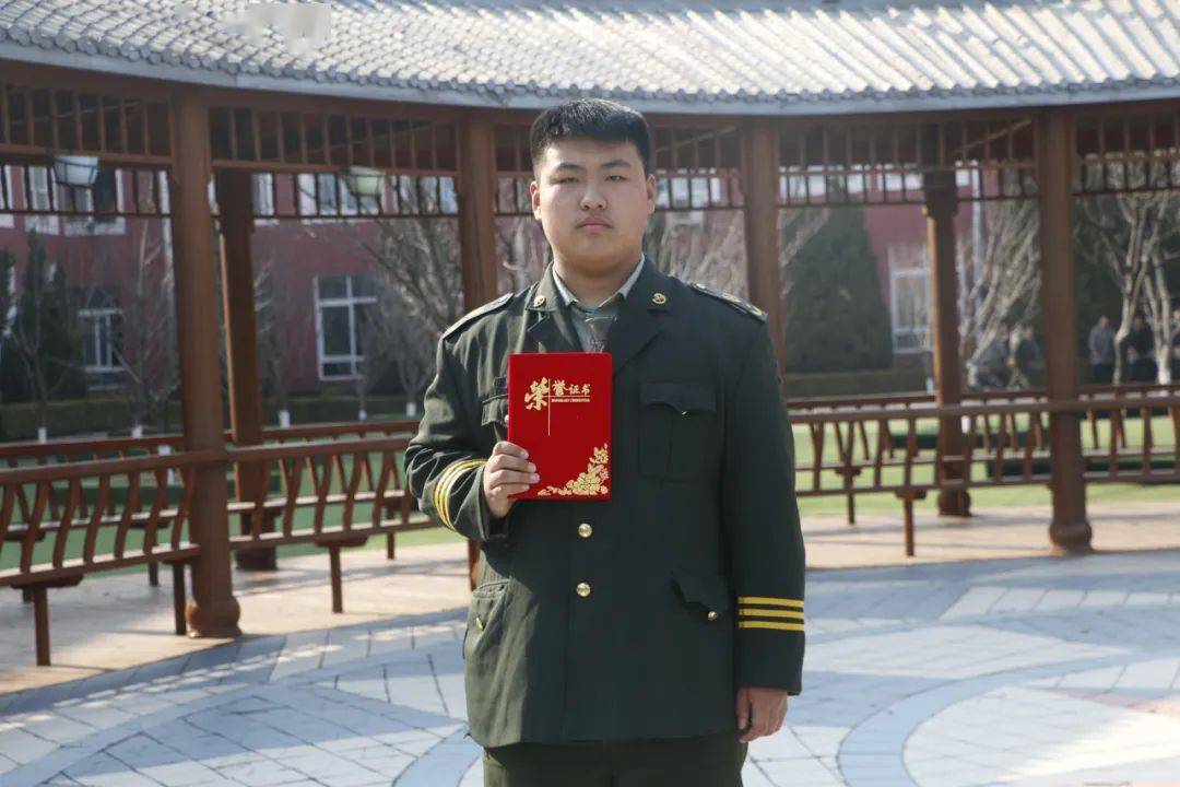 焊接3杨保斌黑龙江省万隆一中机电系2113汽修2庞玉龙渤海文谷高级中学