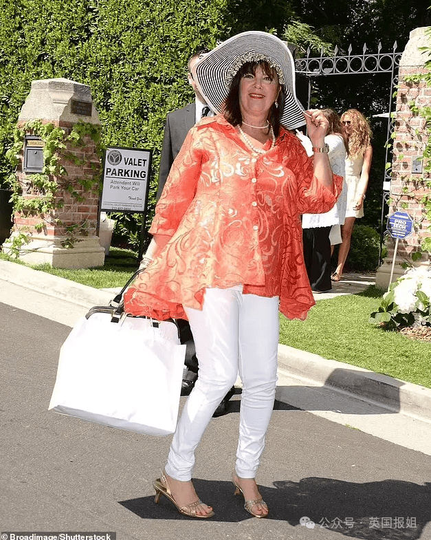 卡戴珊家最疯妹妹去世姐妹相爱相杀黑历史超多成家族害群之马