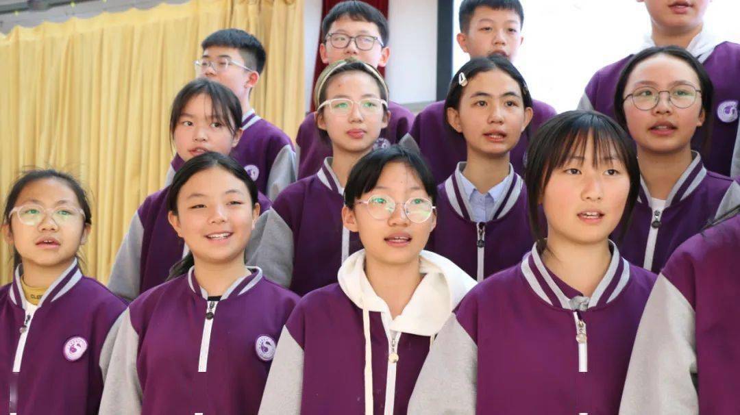 本次活动是庆祝长实中建校十周年校庆系列活动之一,初一年级各班的