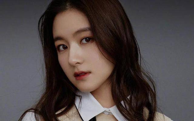 张新成李兰迪恋情扑朔迷离事业与情感双重挑战