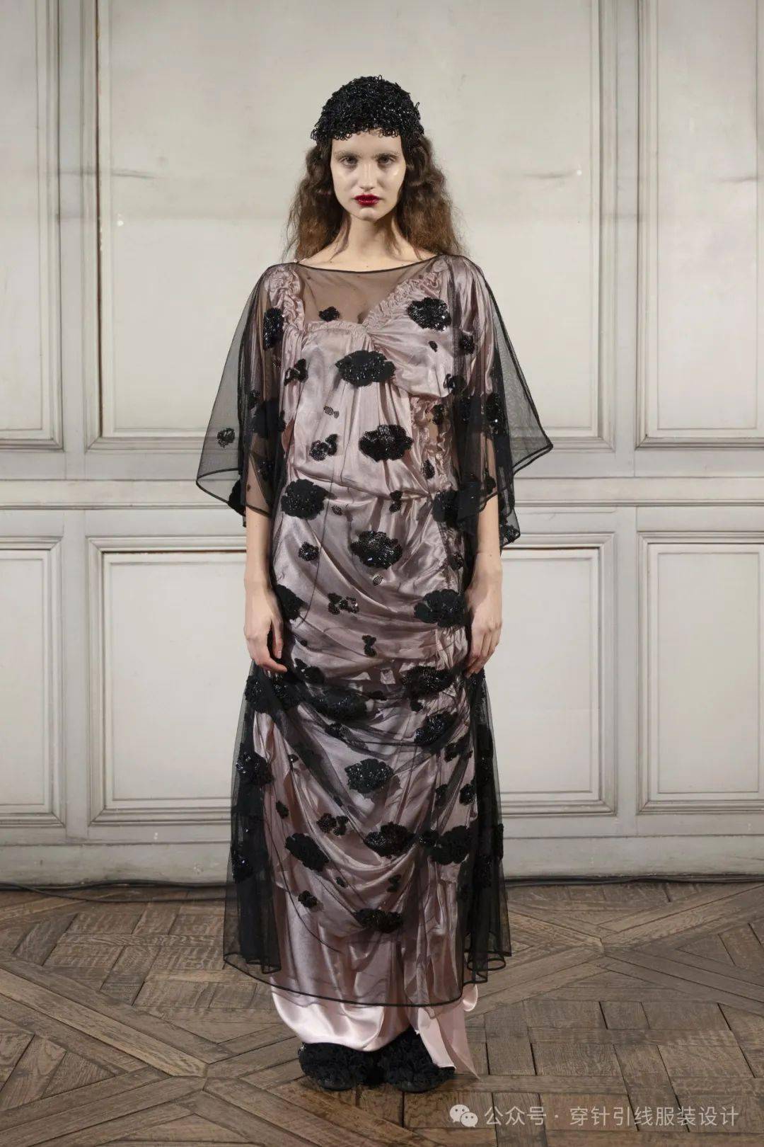 油画床上用品也能穿身上carolineh03用纯粹感性设计打造梦幻般的