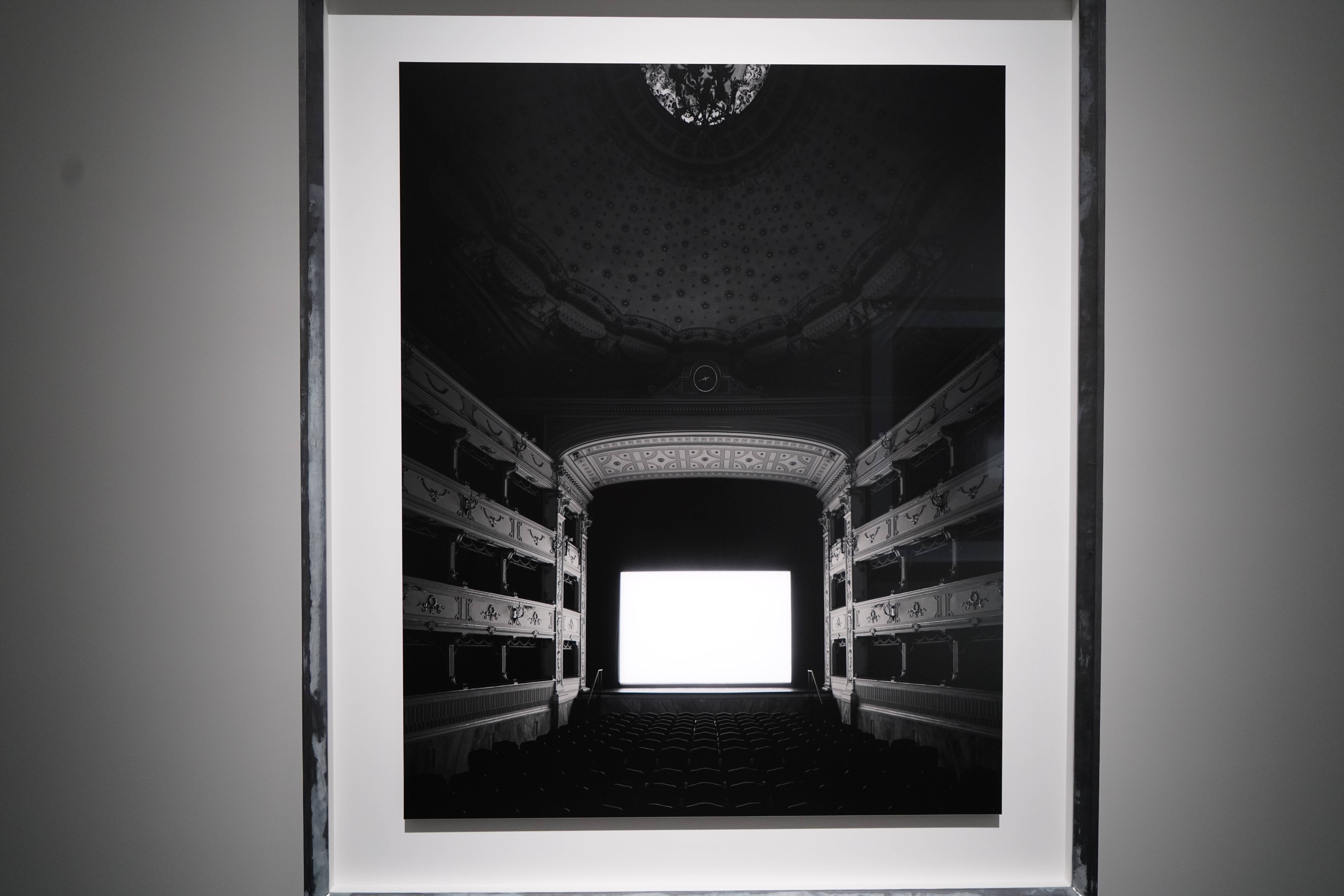 现场|"无尽的刹那":看杉本博司五十年的摄影与跨越