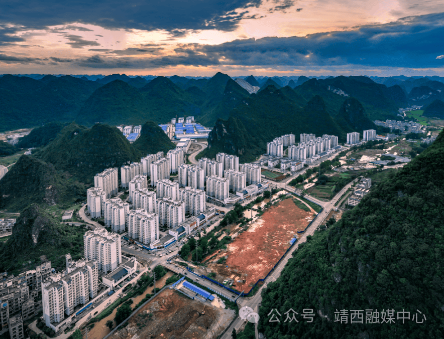 来源:靖西融媒体中心来宾市金秀瑶族自治县忠良乡巴勒村巴勒村位于